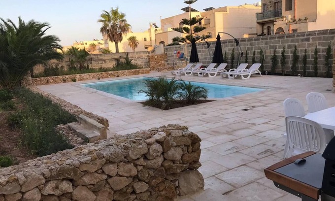 Birbuba Villa | Farmhouse Villa in Gozo with large pool & garden