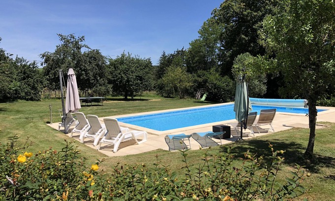 Saint-Paul-la-Roche House | Farmhouse With Sole Use Of Private, Heated Pool In Peaceful, Rural Location