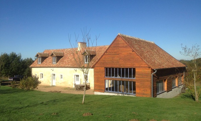 Marigne-Laille Other | Farmhouse with reception room on the edge of a forest near the Le Mans racetrack