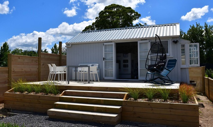 Northland Cabin | Farmview Cabin at Oromahoe Downs Farm