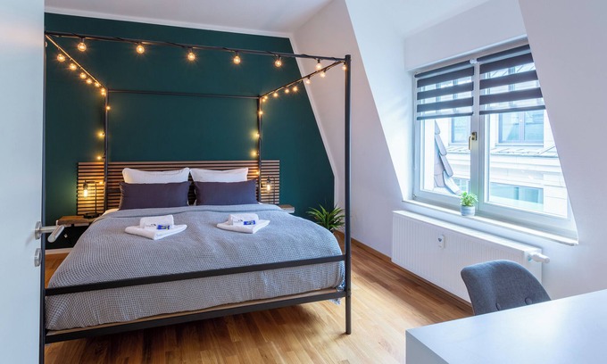 Mitte Apartment | FeelgooD Apartment COZY Leipzig City-Center with underground parking space