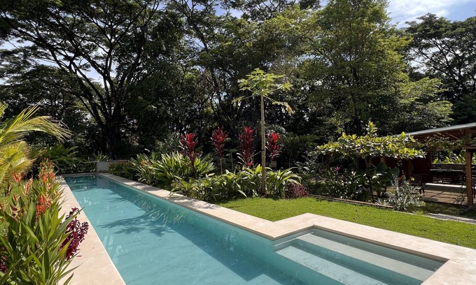 Cabuya Cabin | Feeling Trees Jungle Lodge-Casa Caracoles walking distance to the beach