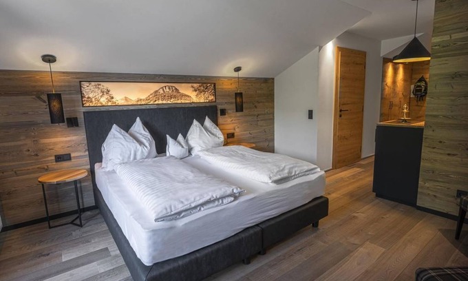 Hintersee Bed & Breakfast | FEICHTENSTEIN with rich breakfast - DAS Hintersee