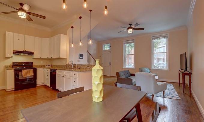 Baltimore Condo | Fells Point - Close to Attractions