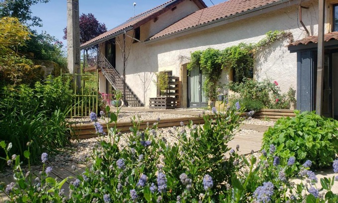 Melay Bed & Breakfast | Fenêtre sur Loire