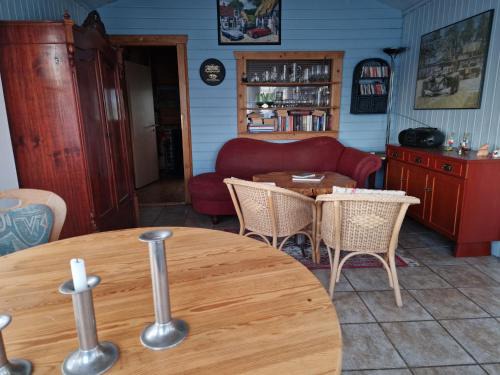 Penkun Apartment | Ferienbungalow mit Garage und Grundstück in Sommersdorf UER