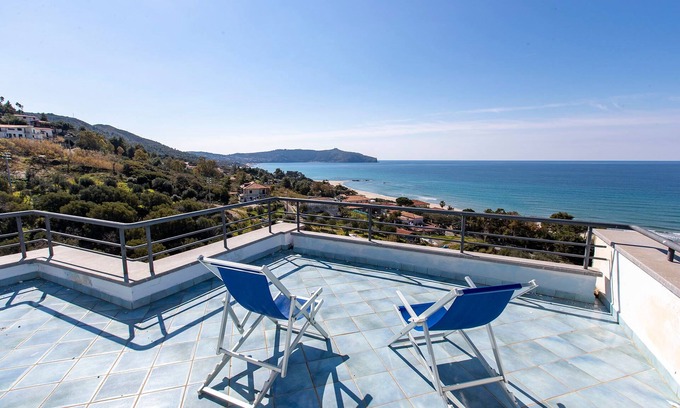 Palinuro House | Ferienhaus für 9 Gäste mit 150m² in Caprioli di Pisciotta