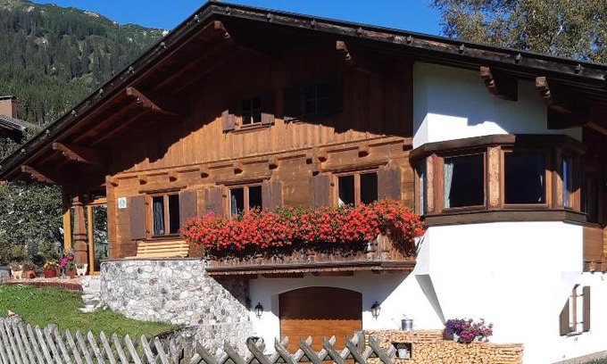 Schattwald Ski Chalet | Ferienhaus Alpsteig