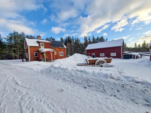 Lillhardal Apartment | Ferienhaus am Waldrand