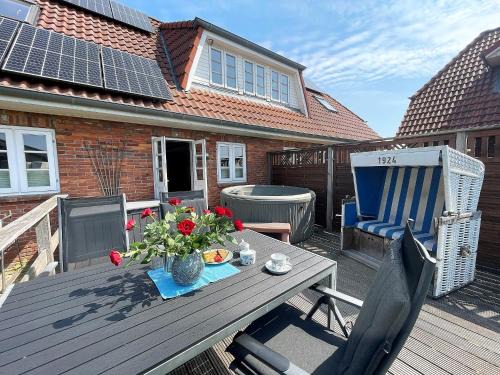 Rodenas House | Ferienhaus Dat groote Diekhuus Rodenäs