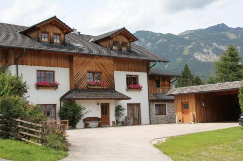 Haus im Ennstal Apartment | Ferienhaus Ennsling