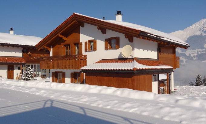 Grusch Ski Chalet | Ferienhaus für 8 Personen in den Bergen, Sauna