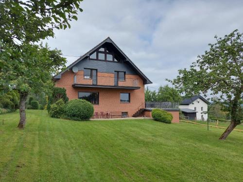 Hellenthal House | Ferienhaus Hescheld With Private Jacuzzi