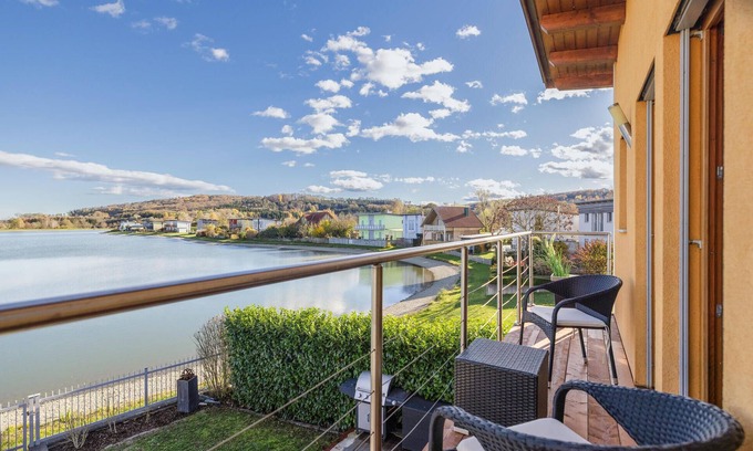 Rauchwart House | Ferienhaus mit Seepanorama