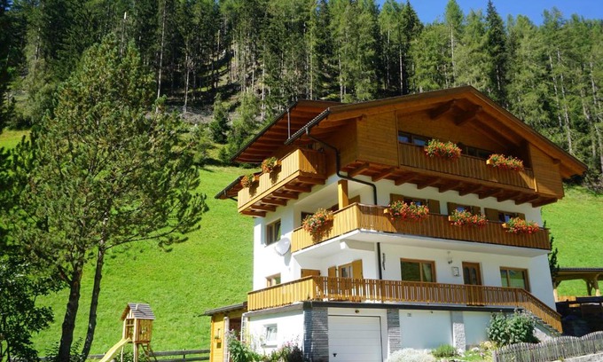 Predoi Apartment | Ferienhaus Nairz