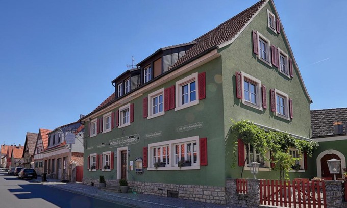 Schwarzach am Main House | Ferienhaus Schwab - Sauna, eigene Terrasse, 3 Schlafzimmer - by homekeepers
