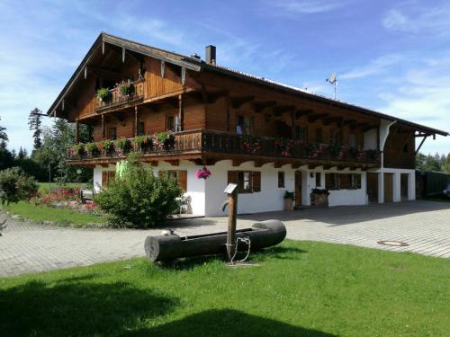 Waakirchen Apartment | Ferienparadies Fuchsloch