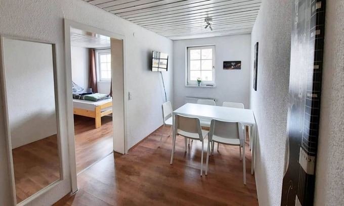 Unterboihingen Apartment | Ferienwohnung Bw33, 75qm, 3 Schlafzimmer, Max. 5 Personen