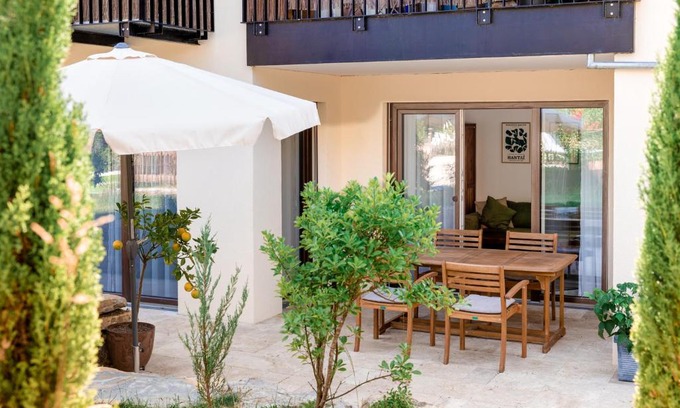 Liggeringen Apartment | Ferienwohnung`Akazie` mit Terrasse auf dem Bodanrück