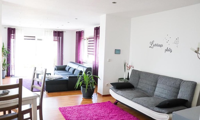 Kirkel Apartment | Ferienwohnung"Am Geisse Felsje"