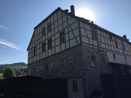 Drackendorf Apartment | Ferienwohnung am Goethe Park für 2 bis 3 Personen