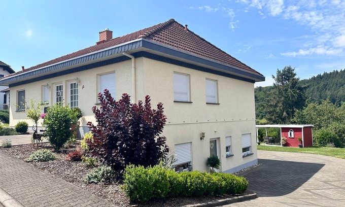 Hinzweiler Apartment | Ferienwohnung/app. für 5 Gäste mit 70m² in Hinzweiler