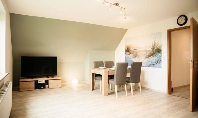Hohn Apartment | Ferienwohnung/app. für 4 Gäste mit 75m² in Hohn