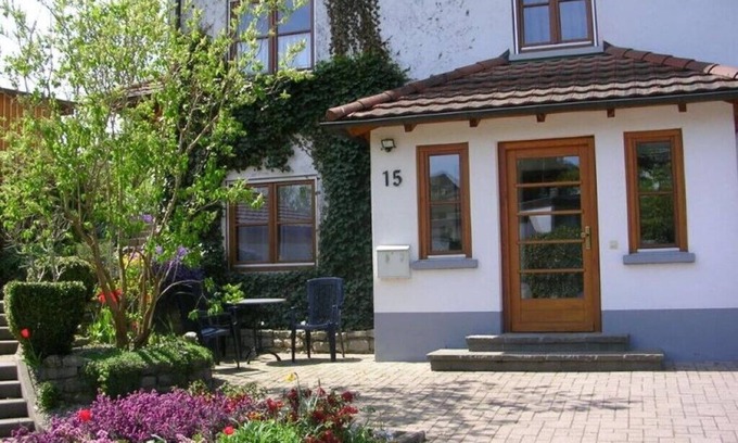 Rheinfelden Apartment | Ferienwohnung Benz - Nichtraucherwohnung im Erdgeschoss
