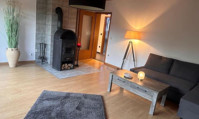 Liebenau Apartment | Ferienwohnung Elly 3 km zum Diemelradweg