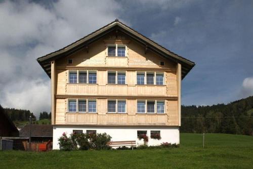 Ruete Apartment | Ferienwohnung Hautle
