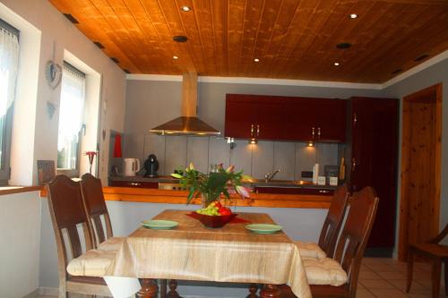 Waldbrol Apartment | Ferienwohnung im Bergischen Land