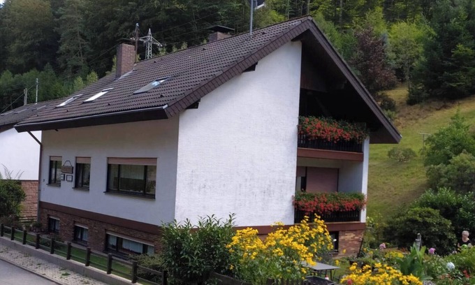 Speyerbrunn Apartment | Ferienwohnung im Herzen des Pfälzer Wald