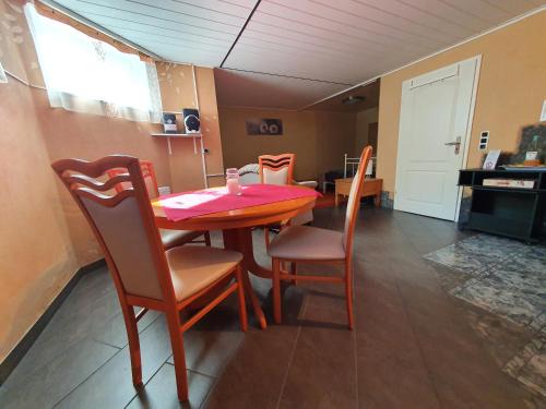 Parthenstein Apartment | Ferienwohnung in der Siedlung