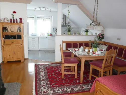 Ichenhausen Apartment | Ferienwohnung Irmgard