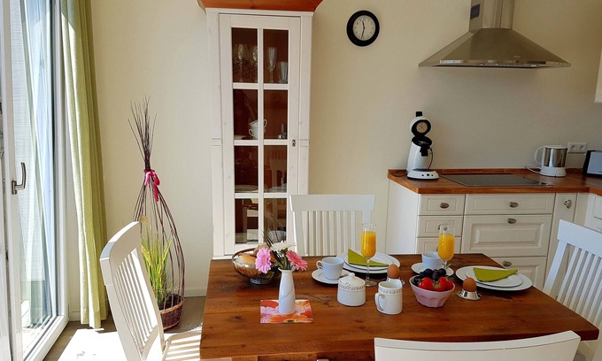 Veringenstadt Apartment | Ferienwohnung, Landhaus-Nestle 1, 57 qm, 1 Schlafzimmer, 1 Wohn-/Schlafzimmer, Terrasse, max. 3 Personen