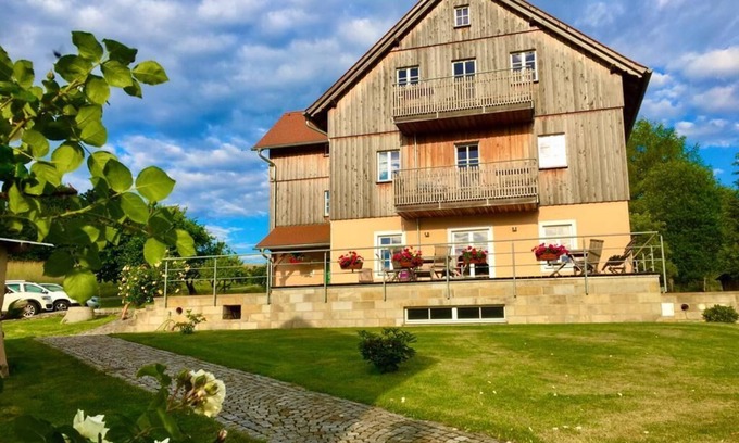 Hinterhermsdorf Apartment | Ferienwohnung Lorenzstein