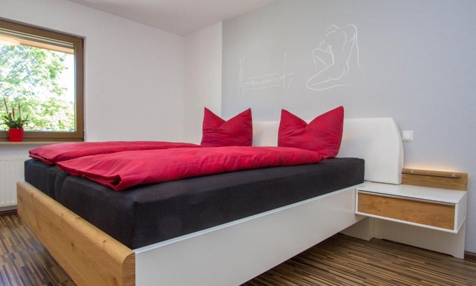 Salem Apartment | Ferienwohnung Rössle