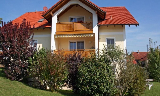 Schmidham Apartment | Ferienwohnung Schneider