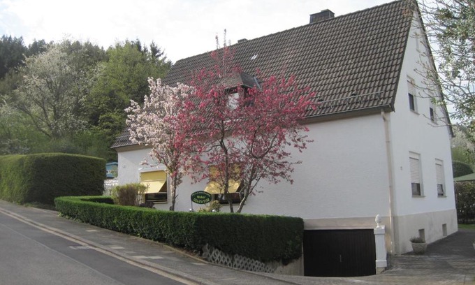 Olef Apartment | Ferienwohnung Weber