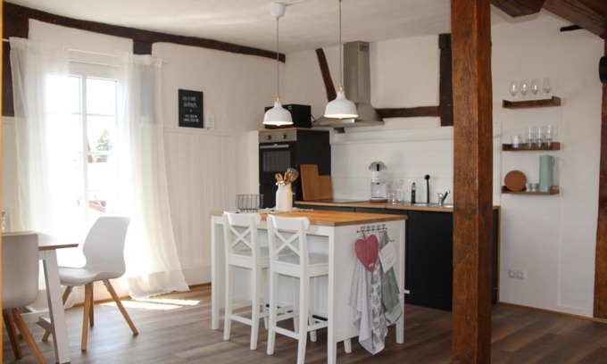 Oberleichtersbach Apartment | Ferienwohnung - Zur alten Wirtsstube
