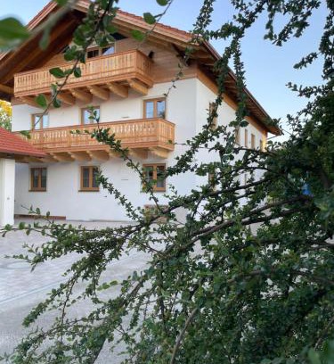 Endlhausen Apartment | Ferienwohnungen Familie Sappl