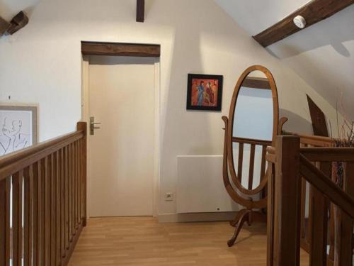 Bourbon-l'Archambault House | Fermette rénovée avec jardin clos, animaux acceptés, WiFi et parking - FR-1-489-87