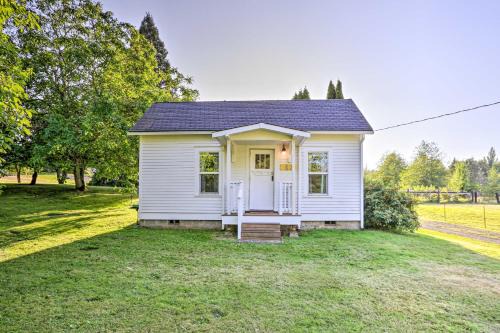 Ferndale House | Ferndale Cottage on Private 20 Acre Farm!
