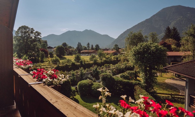 Rottach Apartment | FeWo A (Rottach.Apartments) Holiday apartment on Lake Tegernsee