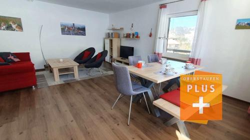 Steibis Apartment | FeWo "Hündleblick" Oberstaufen/Steibis