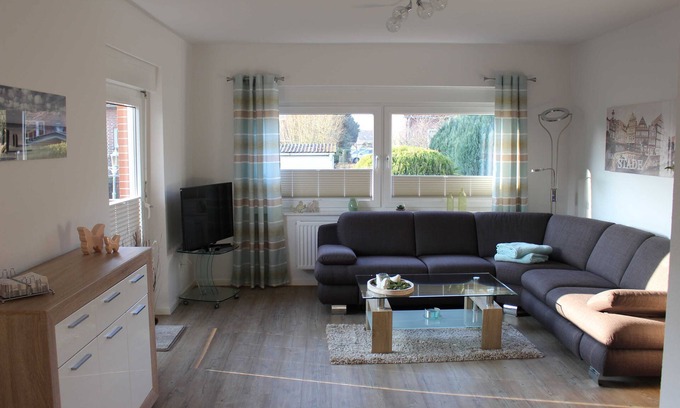 Jork Apartment | Fewo Rudis Obstgarten Apartment Este - Apartment Rudis Obstgarten