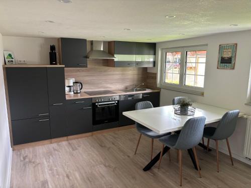 Rheinau Apartment | FeWo-Viktoria