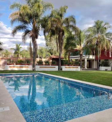 Atlixco House | Finca el Nogal - Casa Entera Familiar Moderna con Amplio Jardín Atlixco puebla