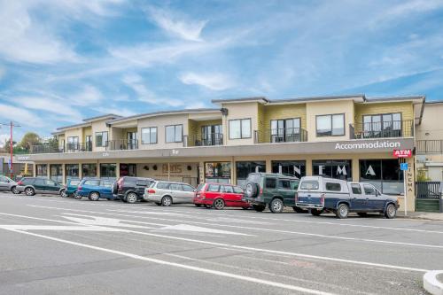 Paekakariki Hotel | Finns Paekakariki