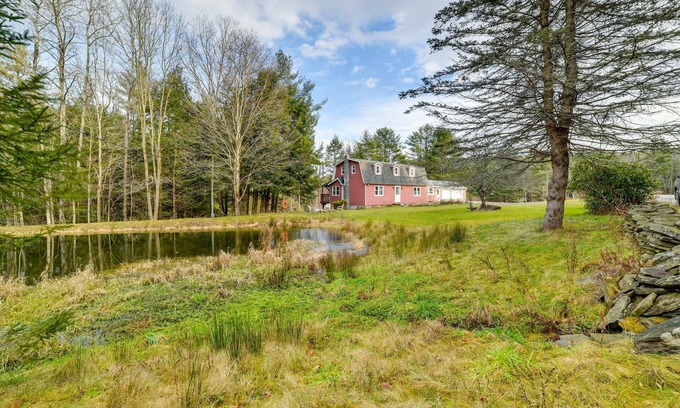 Walton House | Fire Pit & On-Site Pond: Wooded Walton Home!